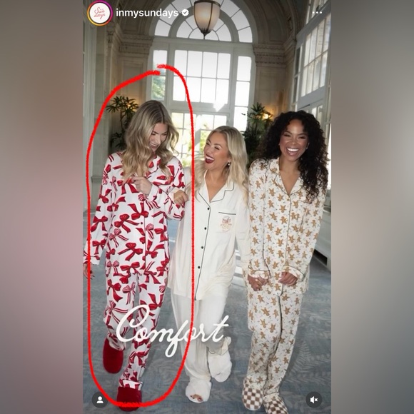 In My Sundays Mallory Ervin Christmas Heirloom Bows Like New Pajamas RARE FIND - Picture 9 of 12